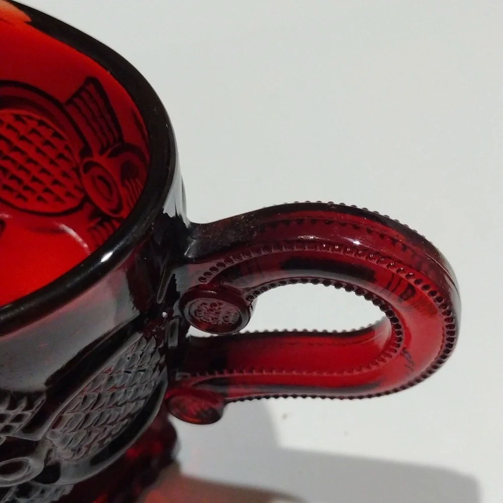 Vintage, Avon Classic And Chic Cape cod 1970 Rare Find ruby red glass creamer. - Picture 3 of 6